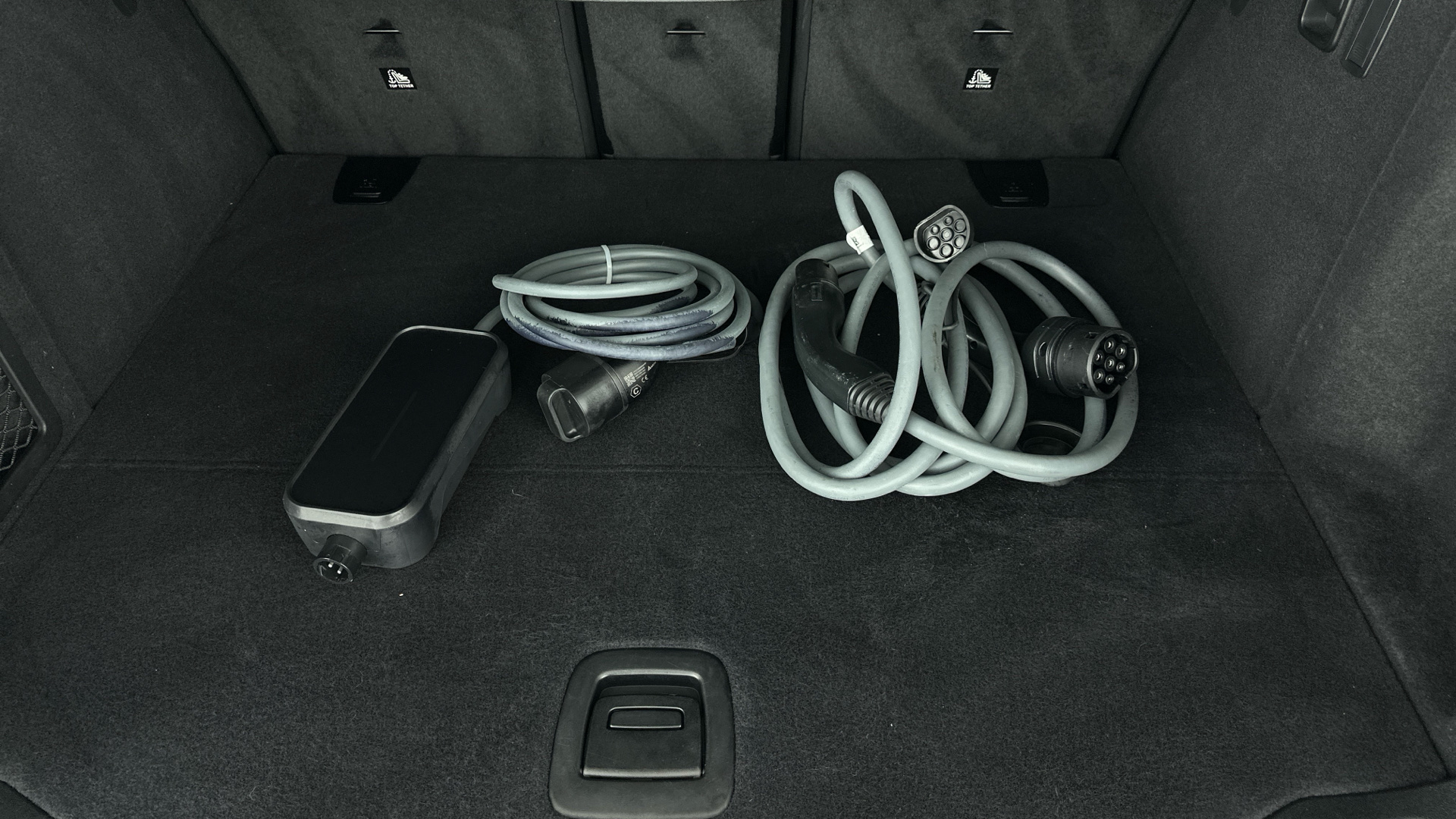 4020707 210kW M Sport 80kWh 5dr Auto