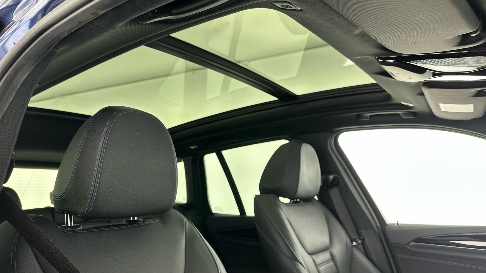 4020707 210kW M Sport 80kWh 5dr Auto