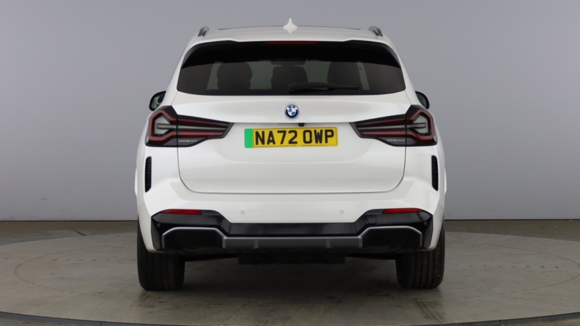 4020886 210kW M Sport 80kWh 5dr Auto