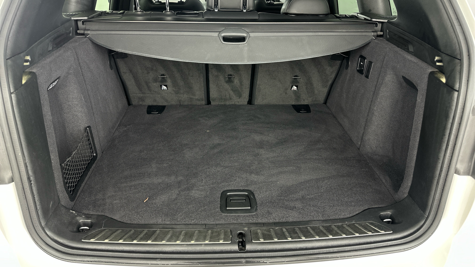 4020886 210kW M Sport 80kWh 5dr Auto