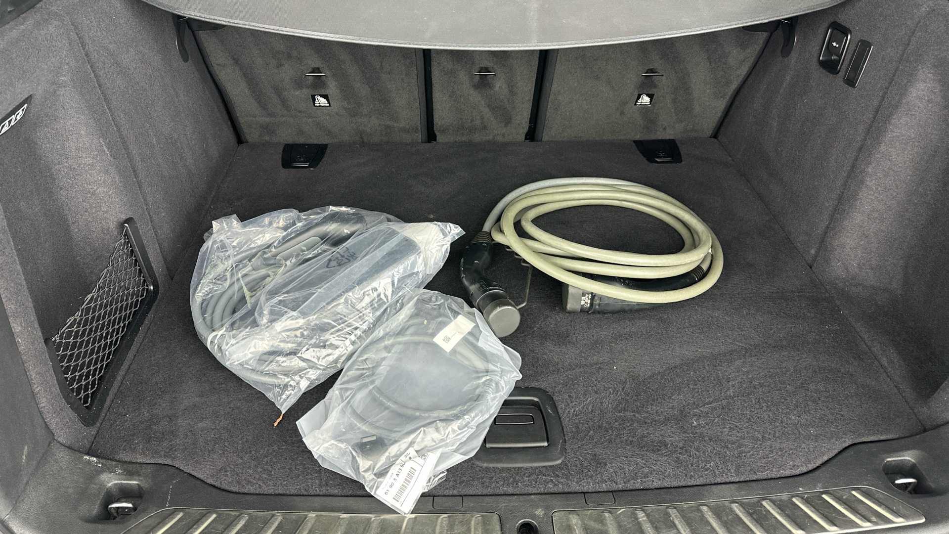 4020886 210kW M Sport 80kWh 5dr Auto