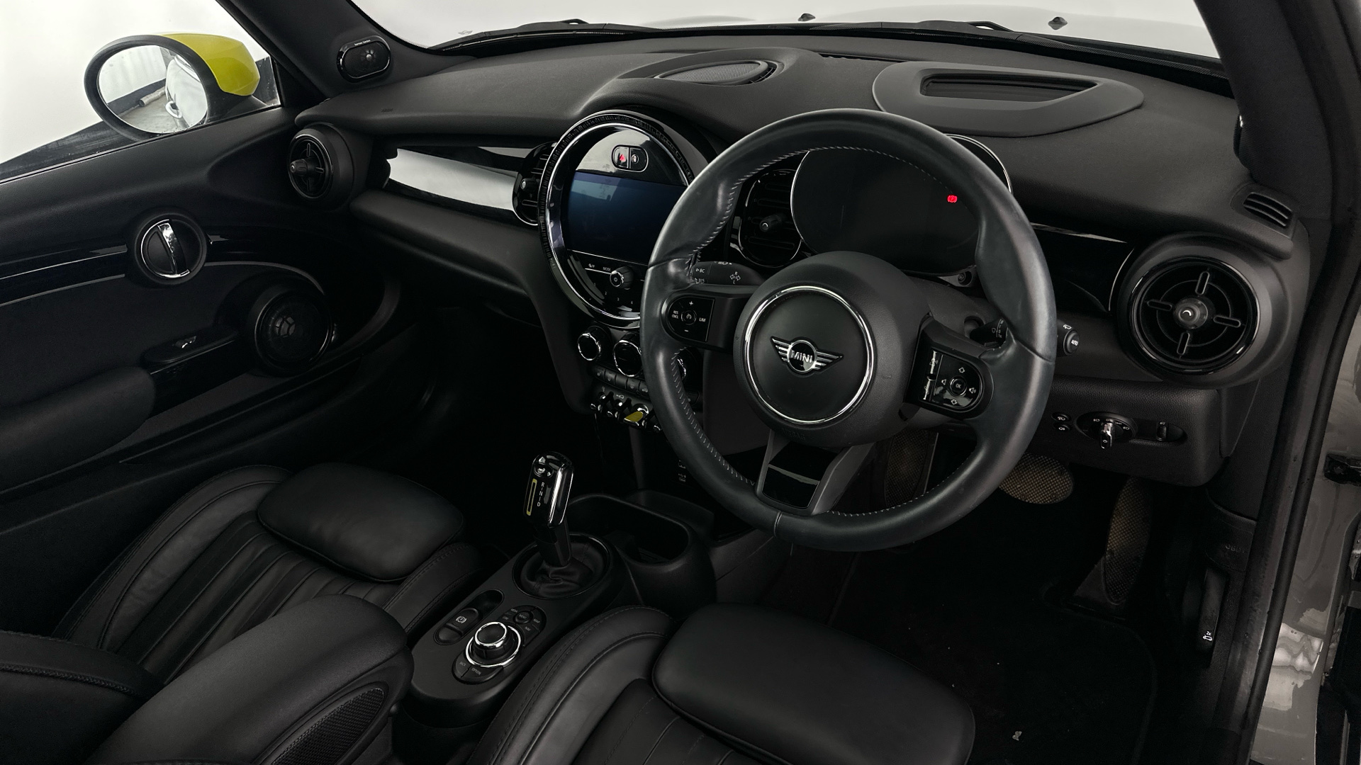 4020870 135kW Cooper S Level 3 33kWh 3dr Auto