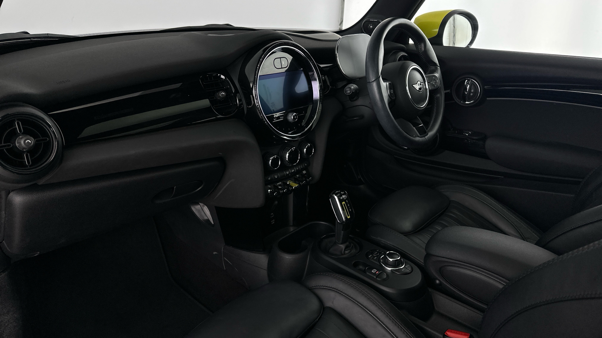 4020870 135kW Cooper S Level 3 33kWh 3dr Auto