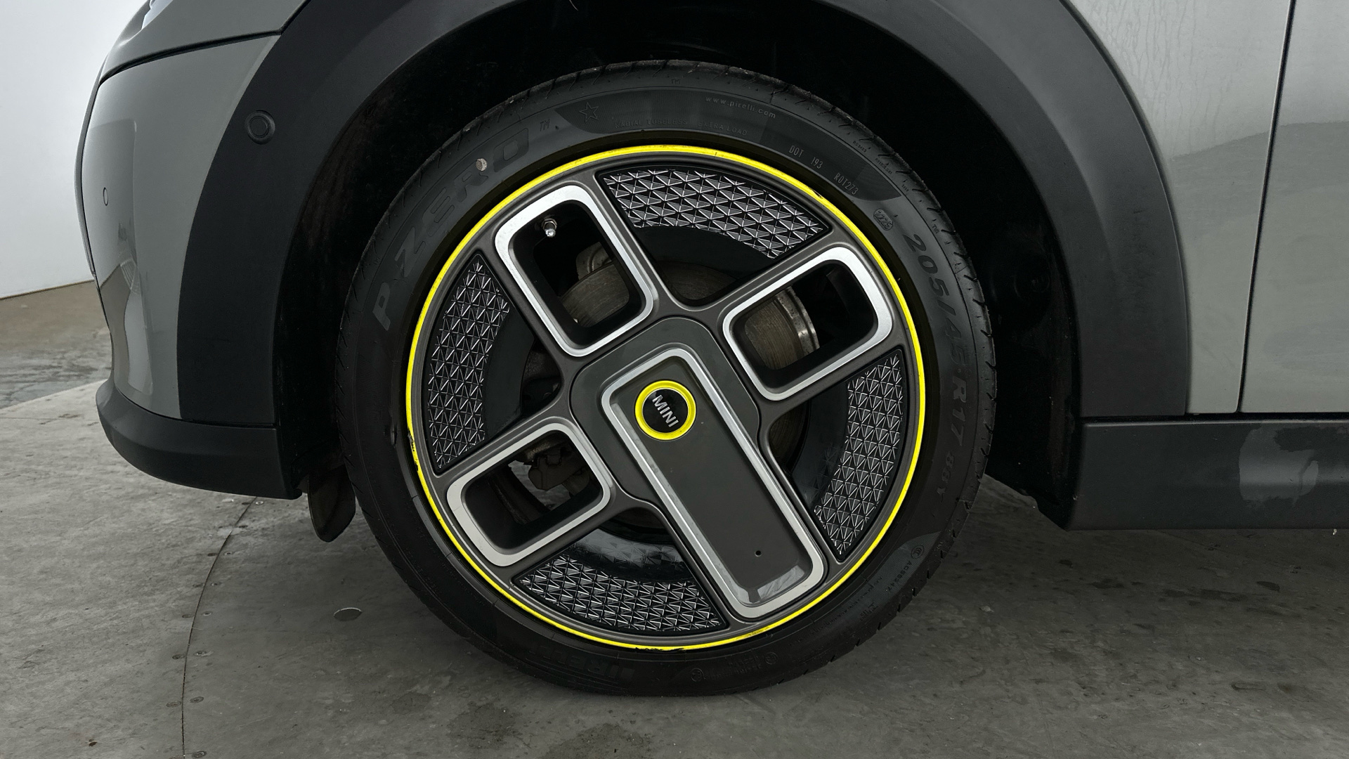 4020870 135kW Cooper S Level 3 33kWh 3dr Auto