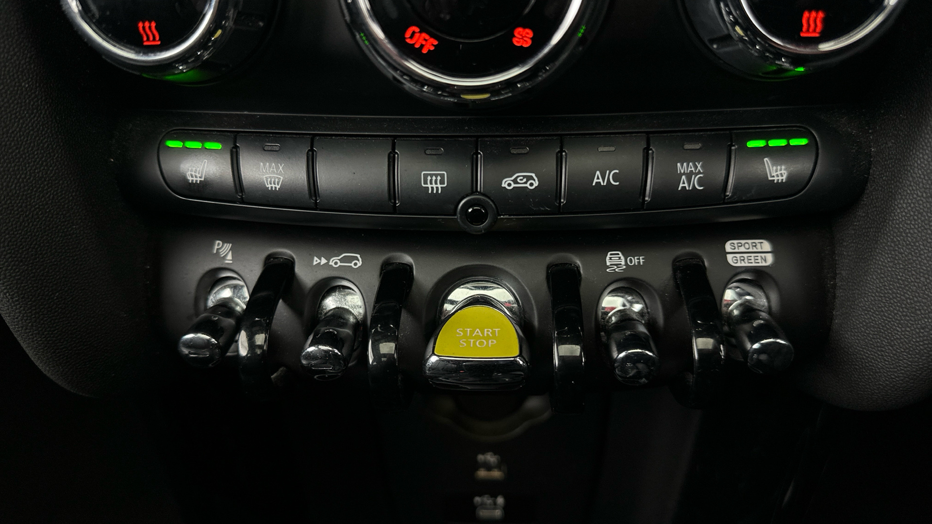 4020870 135kW Cooper S Level 3 33kWh 3dr Auto