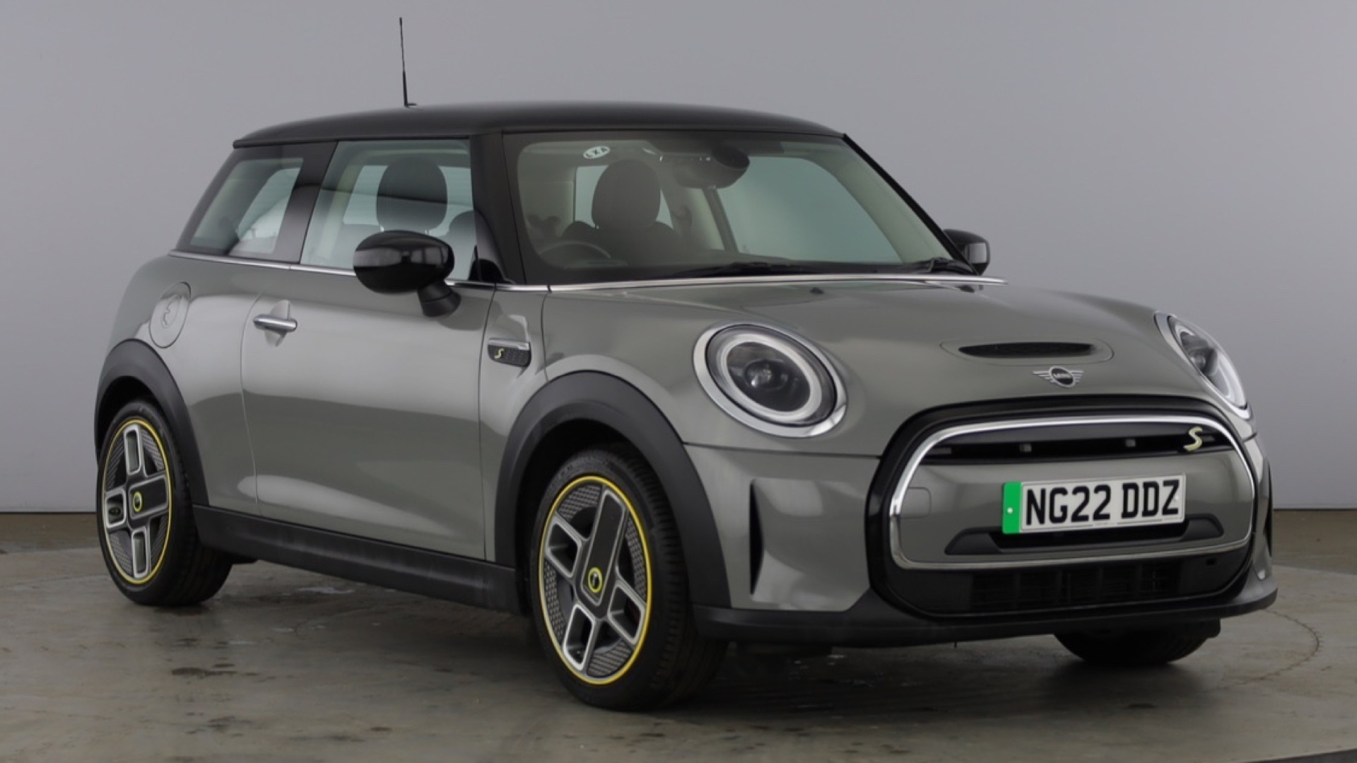 4020723 135kW Cooper S Level 1 33kWh 3dr Auto