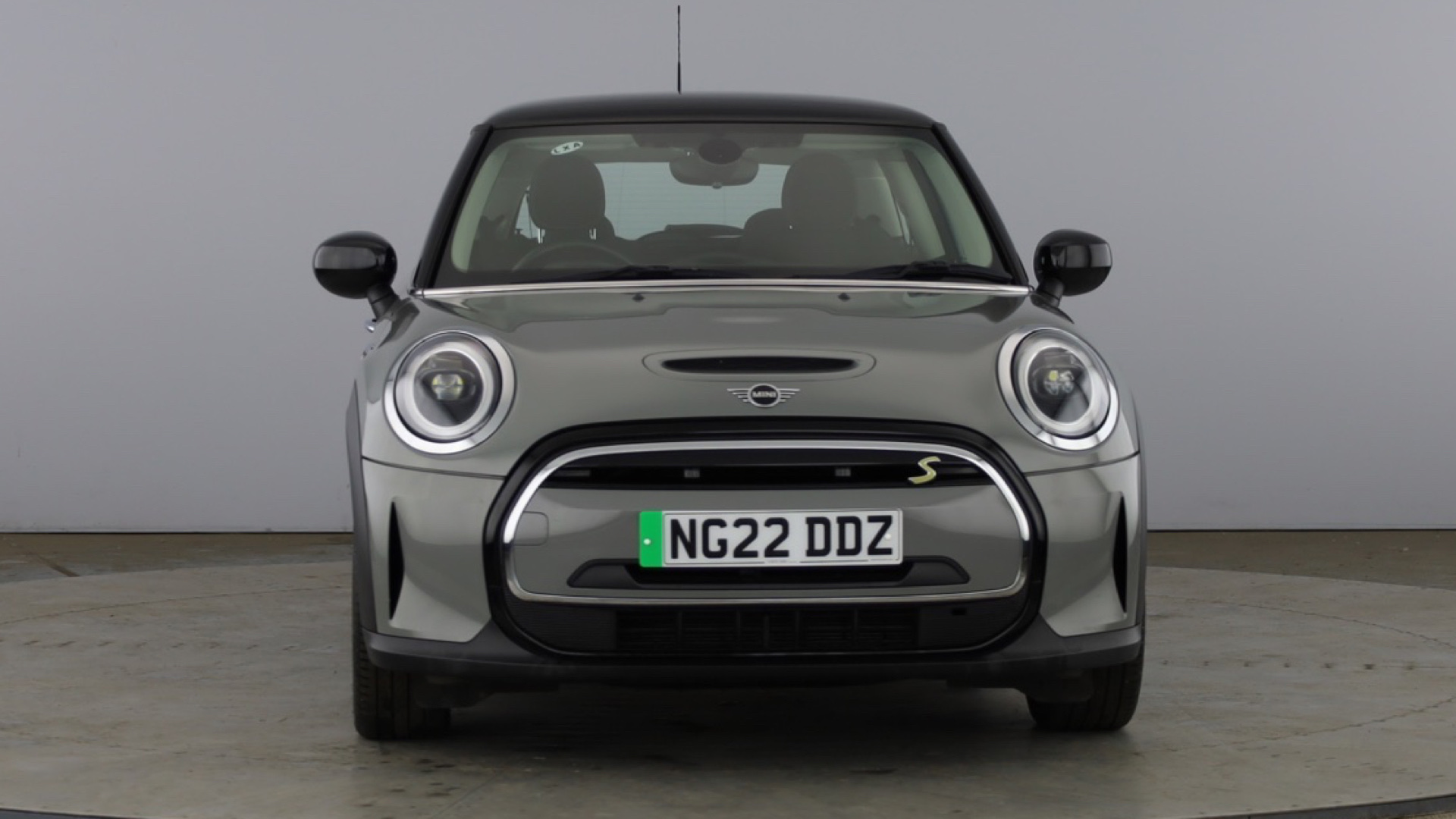 4020723 135kW Cooper S Level 1 33kWh 3dr Auto