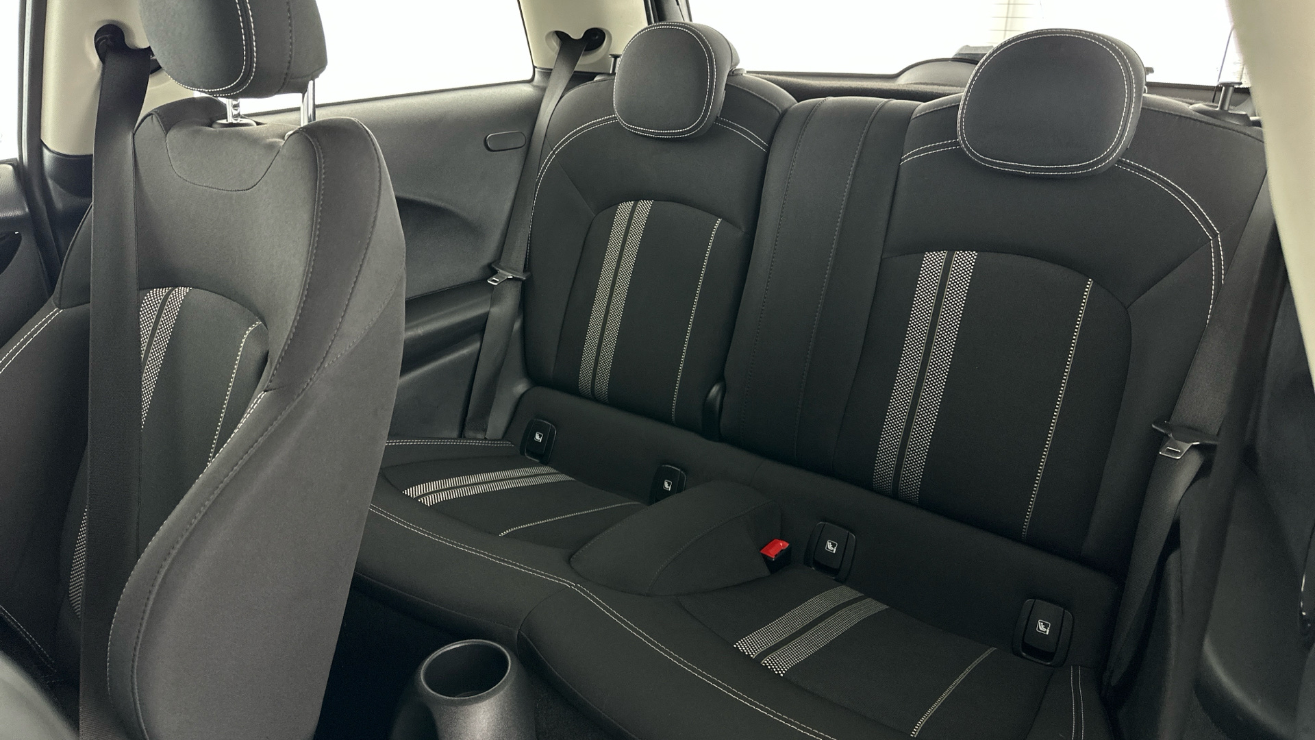 4020723 135kW Cooper S Level 1 33kWh 3dr Auto