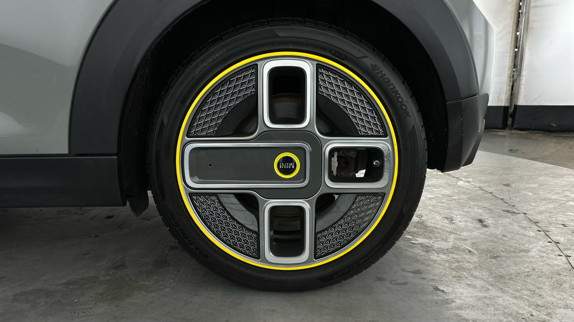 4020723 135kW Cooper S Level 1 33kWh 3dr Auto