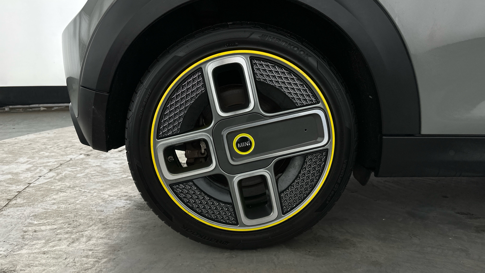 4020723 135kW Cooper S Level 1 33kWh 3dr Auto