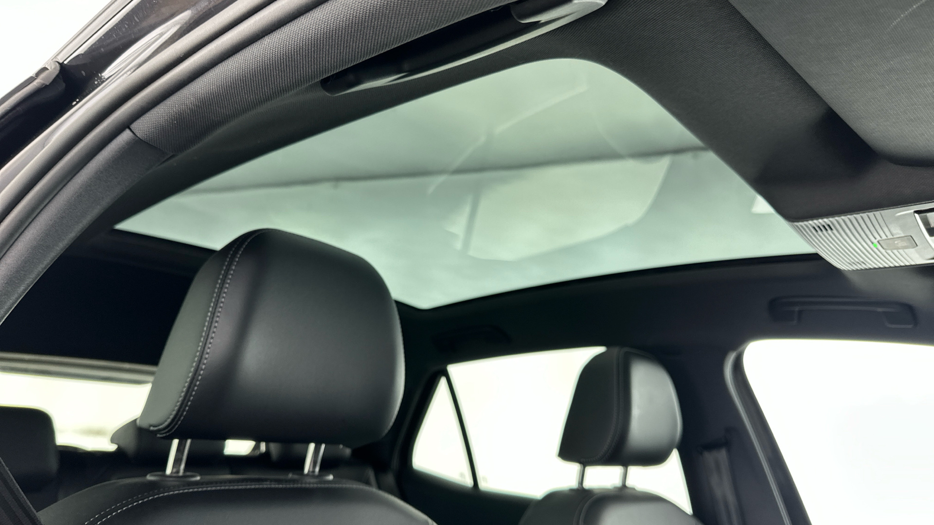 4020868 150kW Family Pro Performance 58kWh 5dr Auto