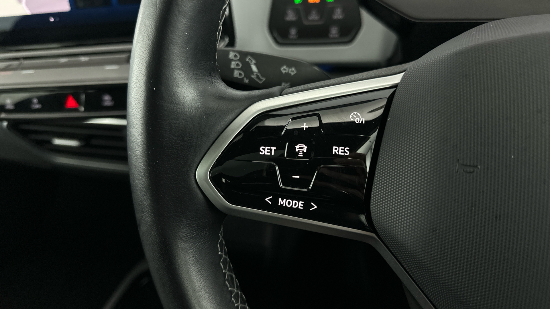 4020868 150kW Family Pro Performance 58kWh 5dr Auto