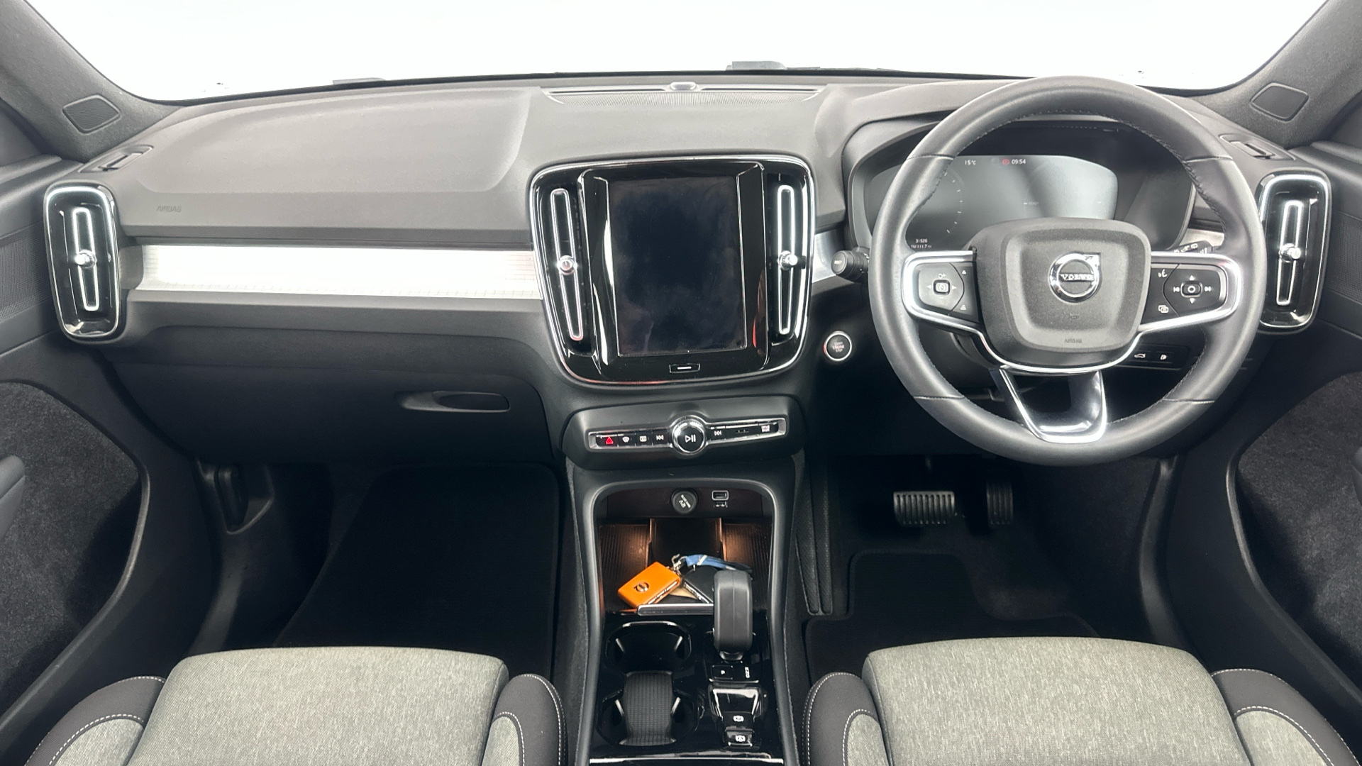 4020745 1.5 T4 Recharge PHEV Plus Dark 5dr Auto