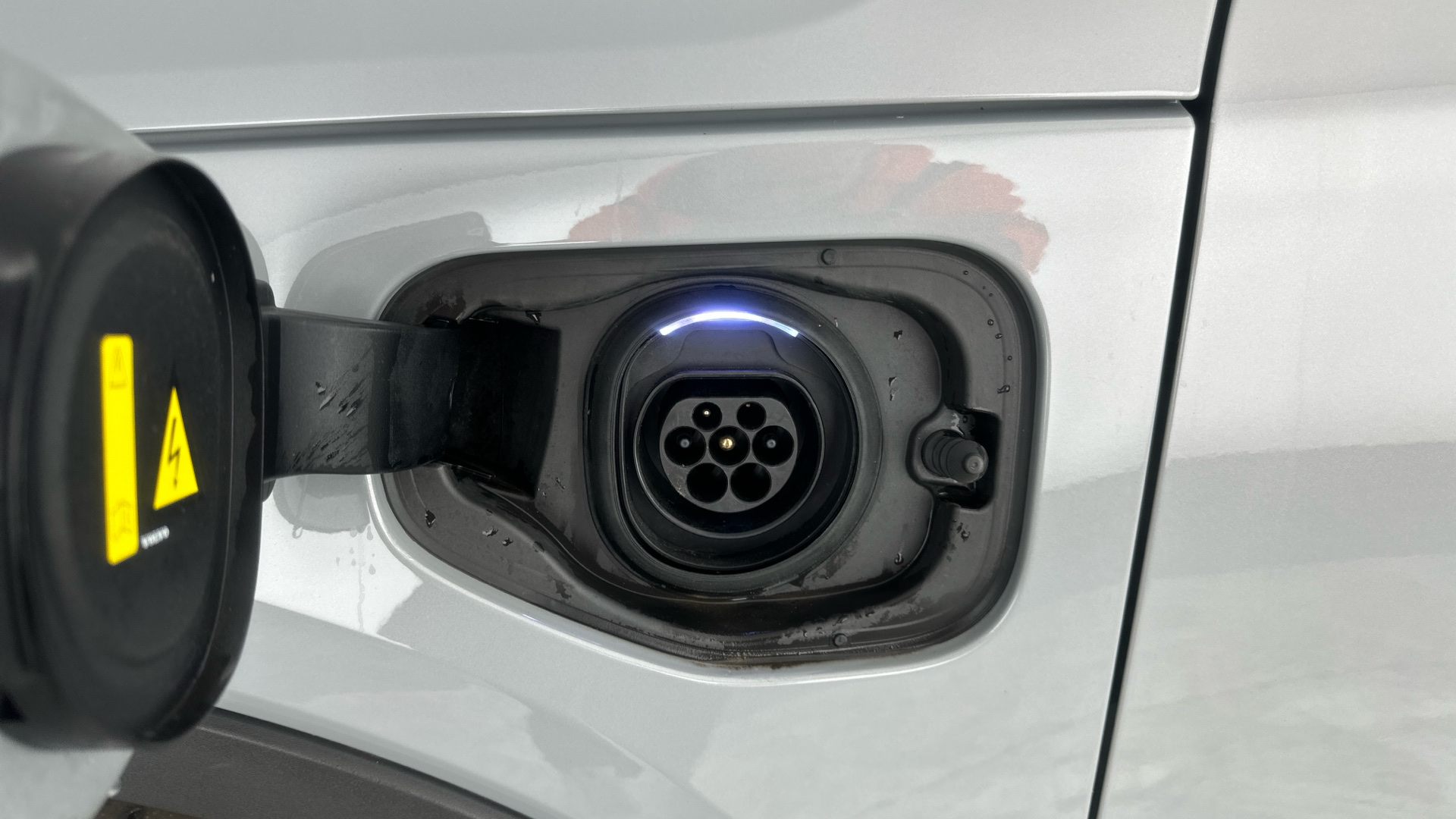 4020745 1.5 T4 Recharge PHEV Plus Dark 5dr Auto