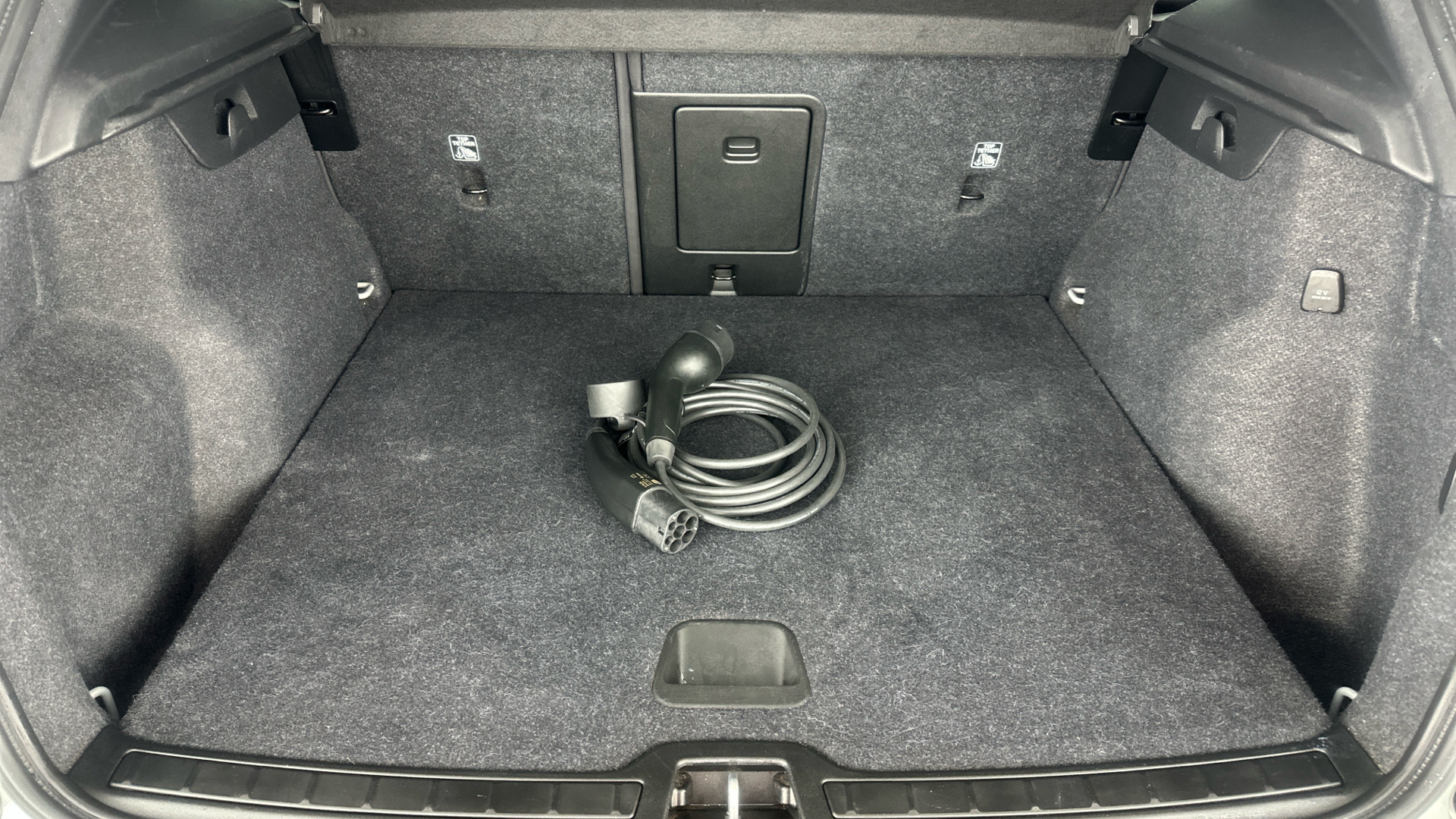 4020745 1.5 T4 Recharge PHEV Plus Dark 5dr Auto