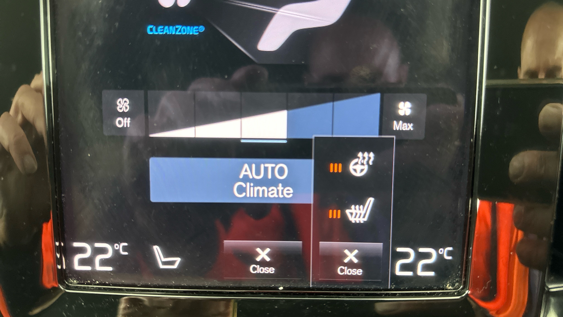 4020745 1.5 T4 Recharge PHEV Plus Dark 5dr Auto