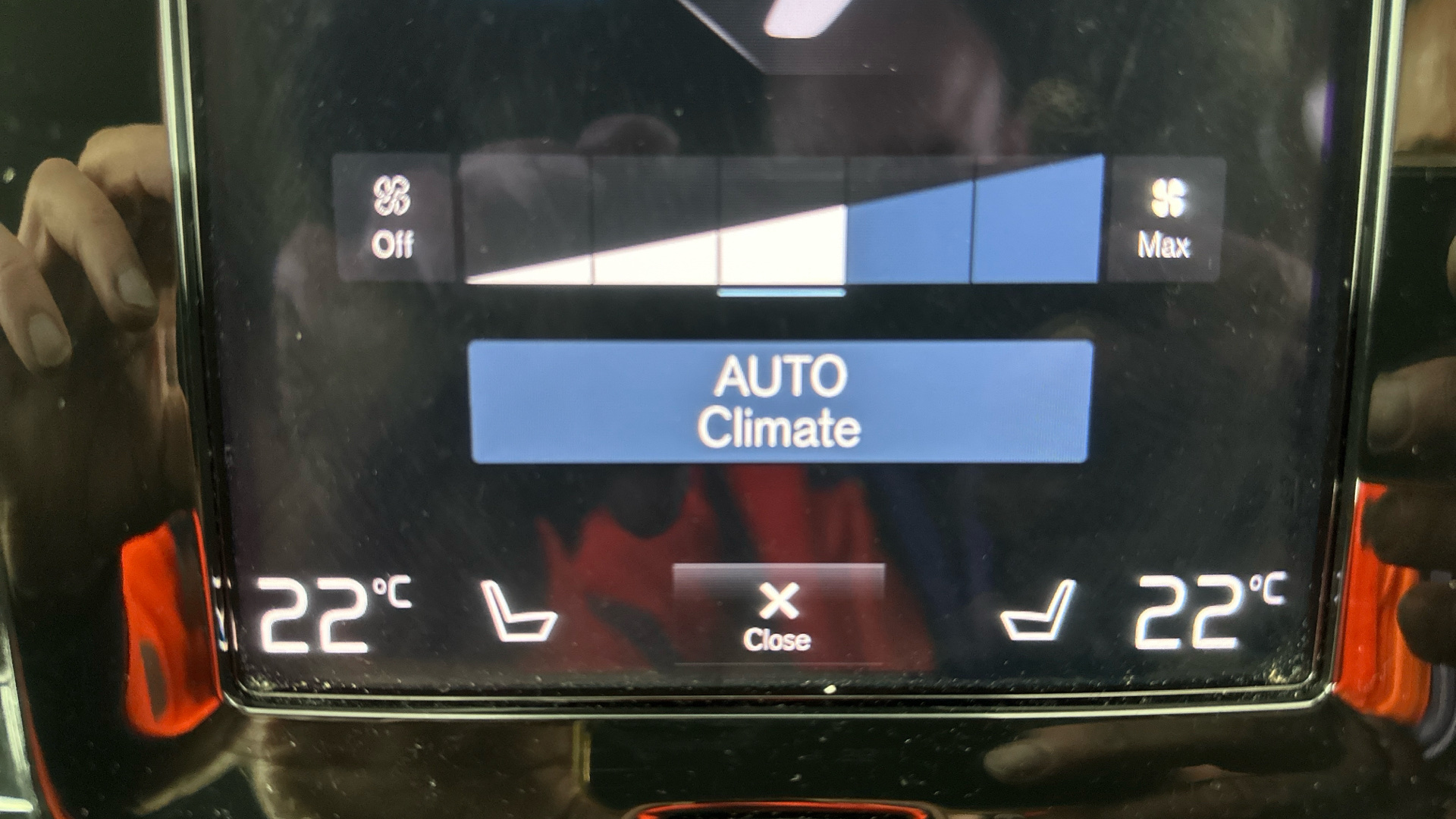 4020745 1.5 T4 Recharge PHEV Plus Dark 5dr Auto