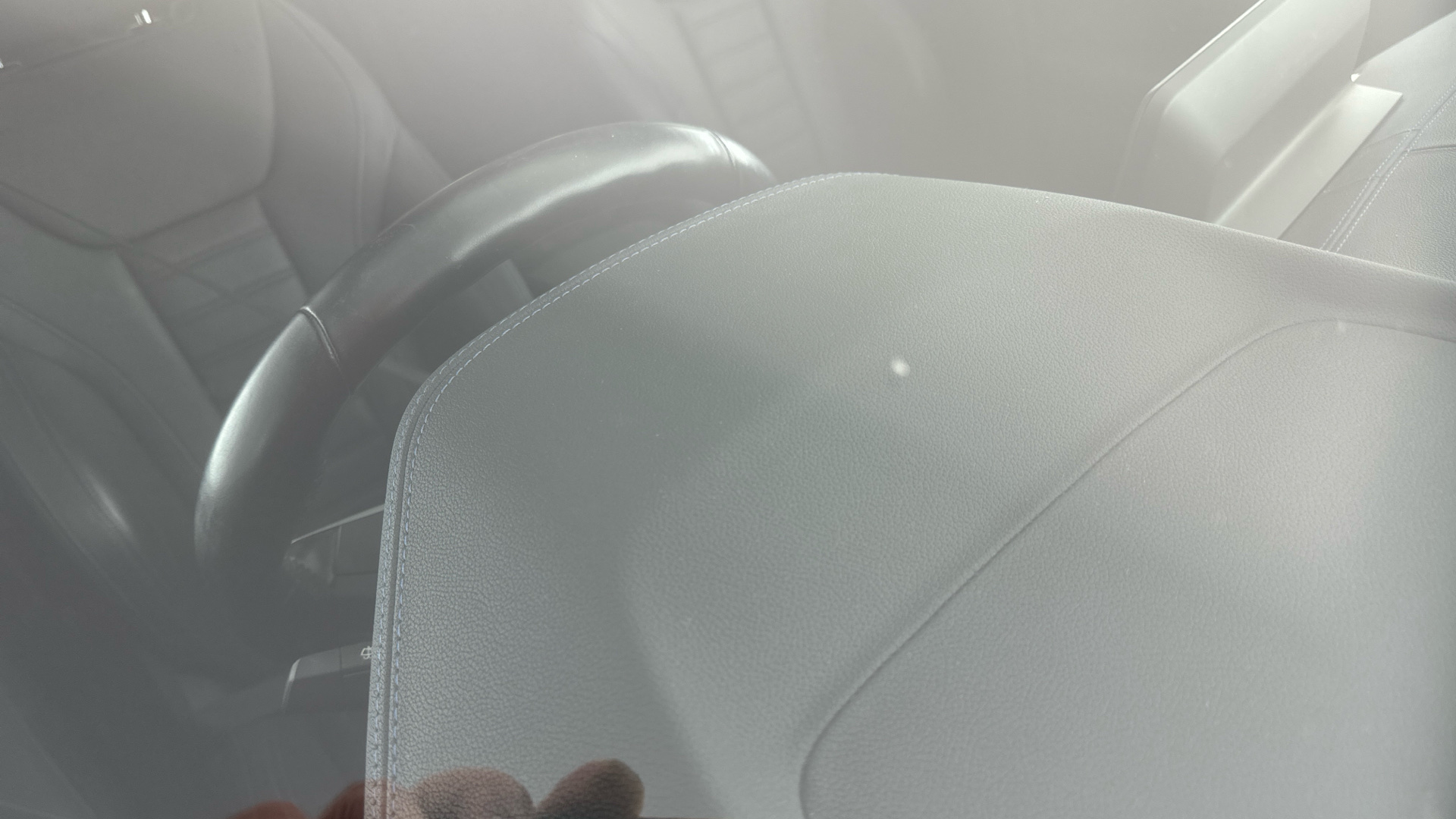 4027589 210kW M Sport 80kWh 5dr Auto