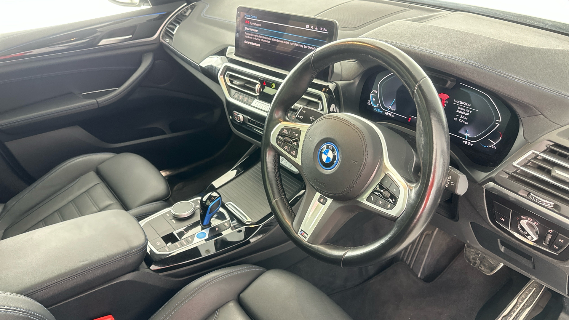 4027589 210kW M Sport 80kWh 5dr Auto