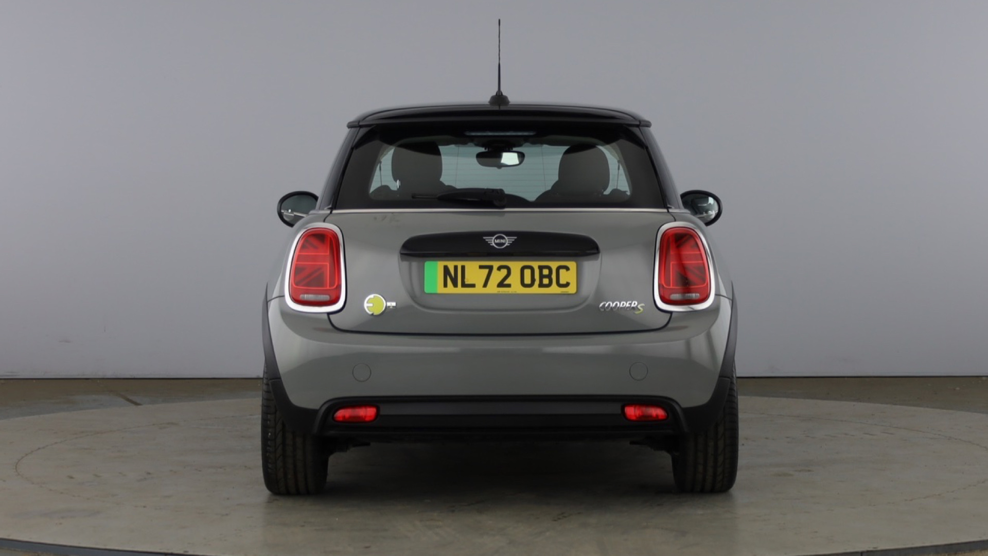 4020849 135kW Cooper S Level 1 33kWh 3dr Auto
