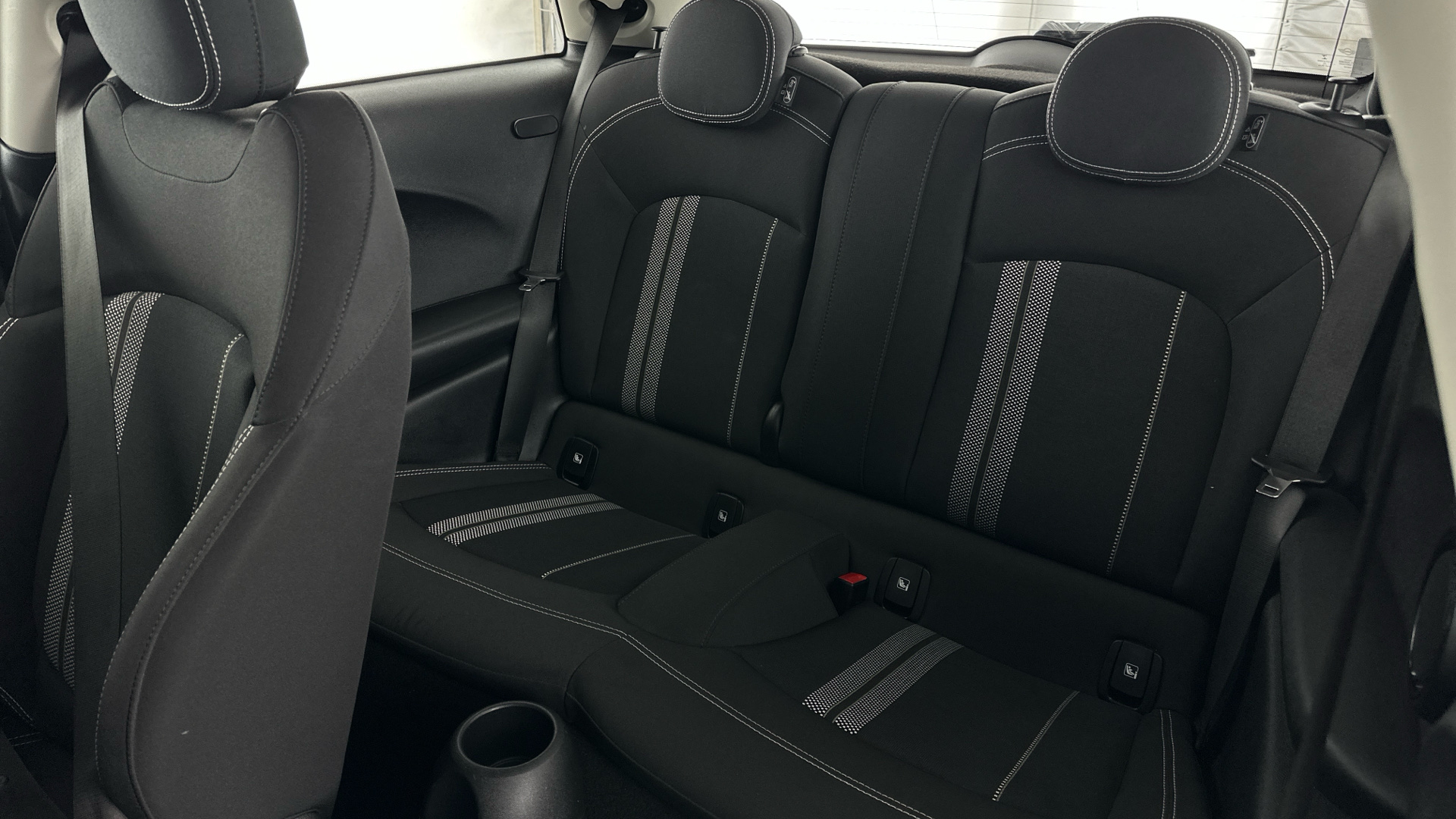 4020849 135kW Cooper S Level 1 33kWh 3dr Auto