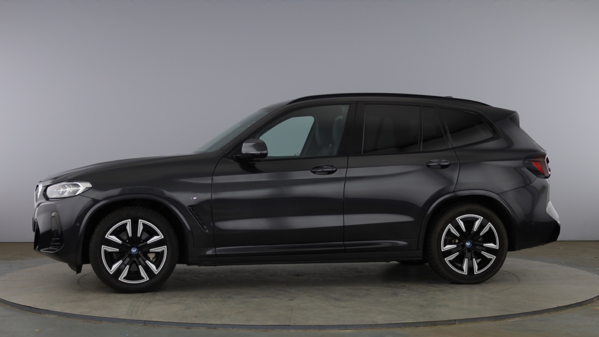 4027614 210kW M Sport 80kWh 5dr Auto