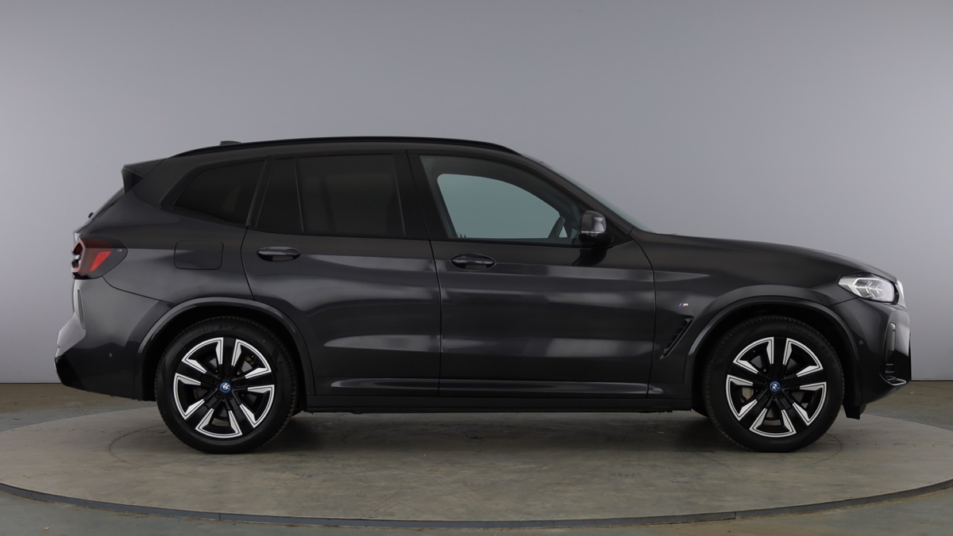 4027584 210kW M Sport 80kWh 5dr Auto