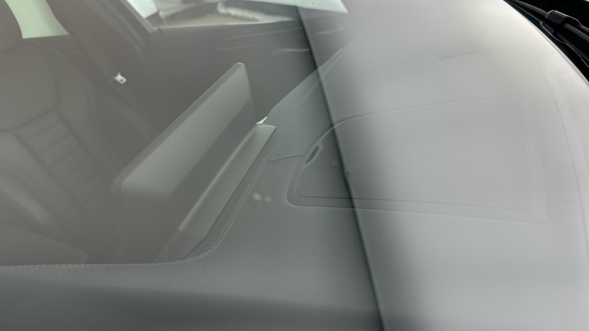 4027584 210kW M Sport 80kWh 5dr Auto