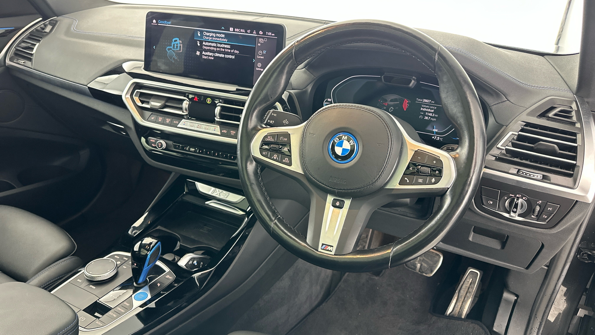 4027584 210kW M Sport 80kWh 5dr Auto