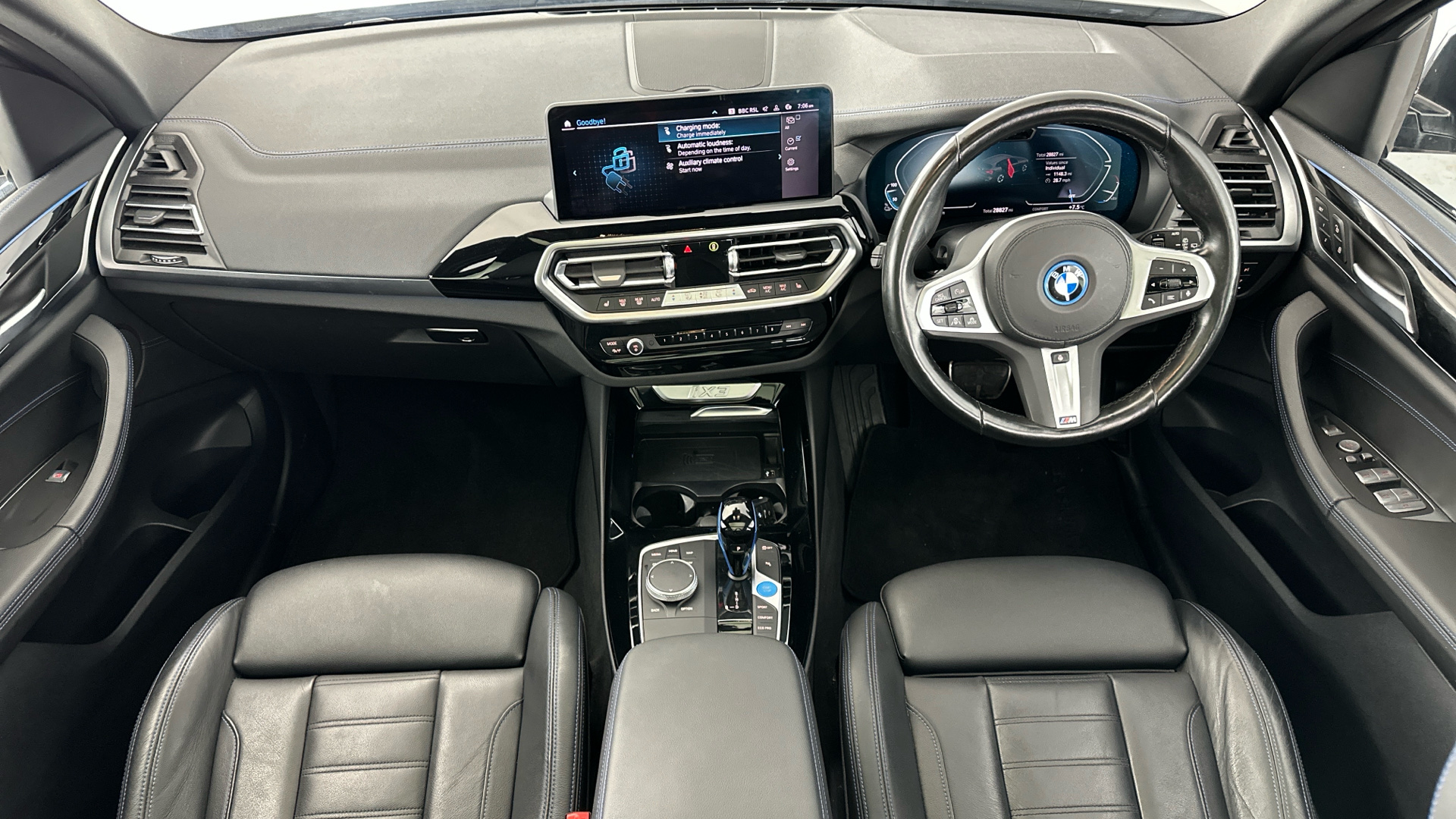 4027584 210kW M Sport 80kWh 5dr Auto