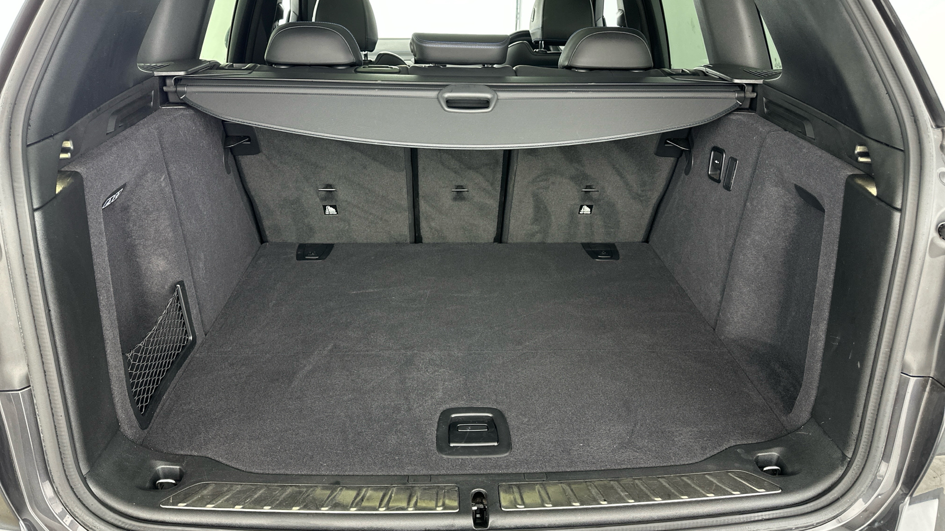 4027584 210kW M Sport 80kWh 5dr Auto