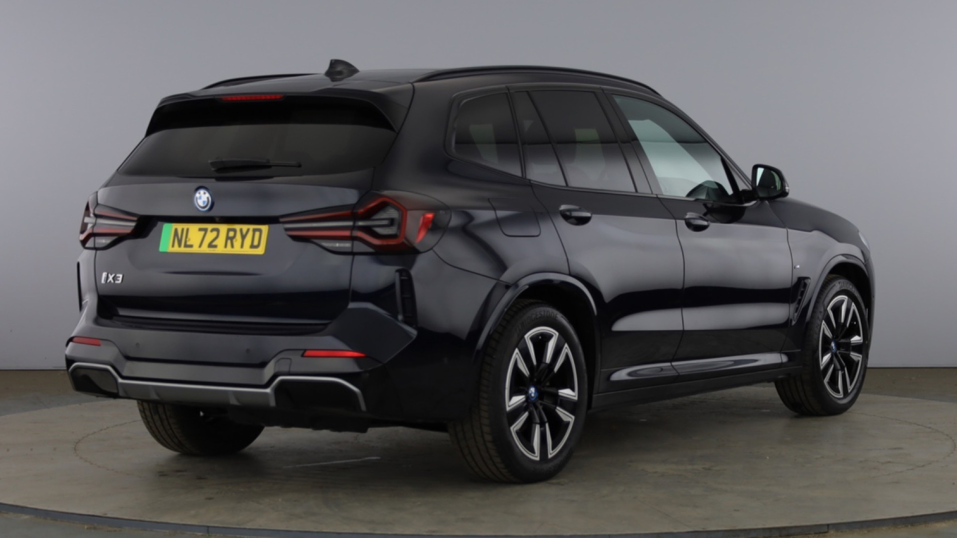 4027756 210kW M Sport 80kWh 5dr Auto