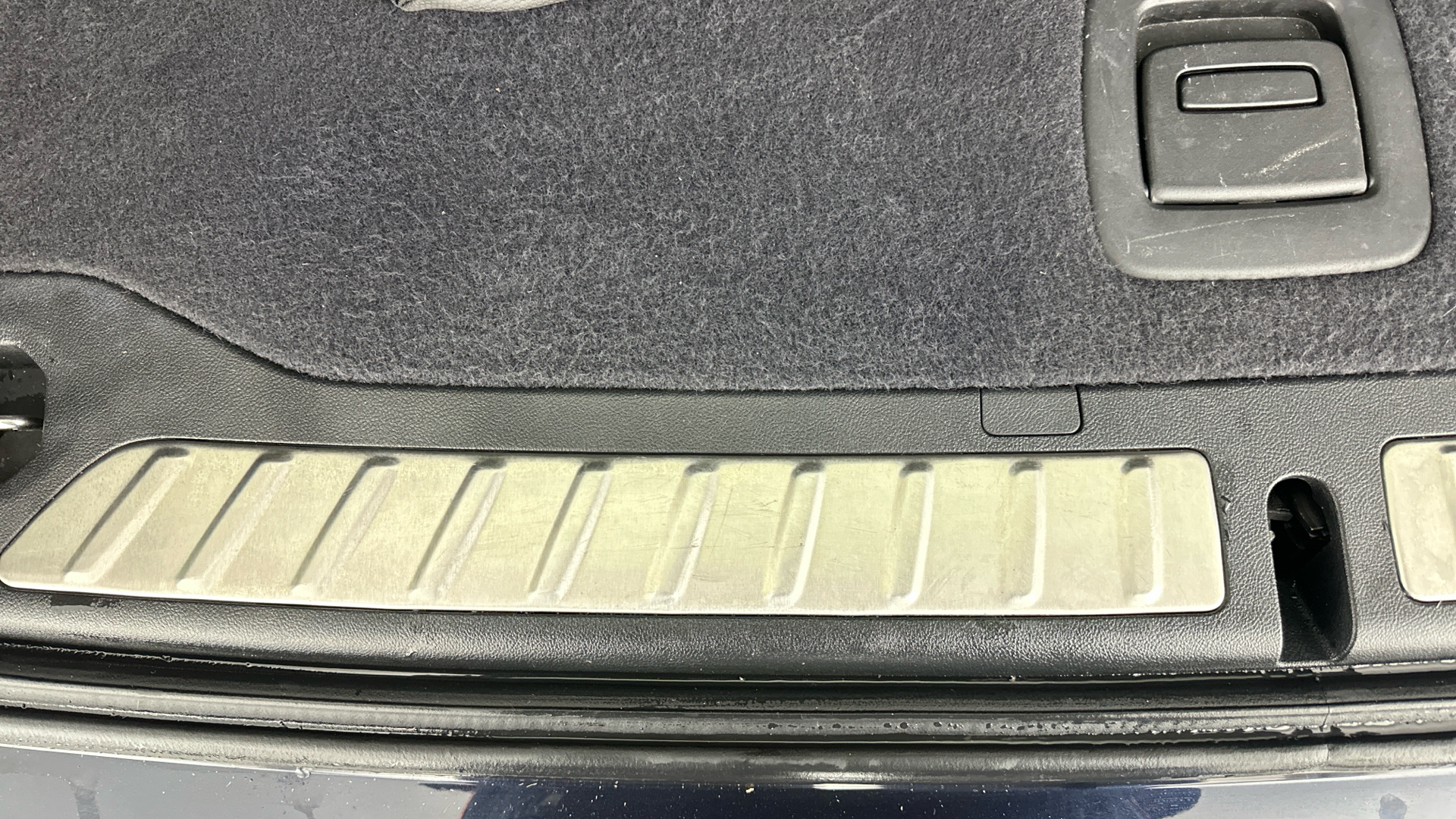 4027756 210kW M Sport 80kWh 5dr Auto