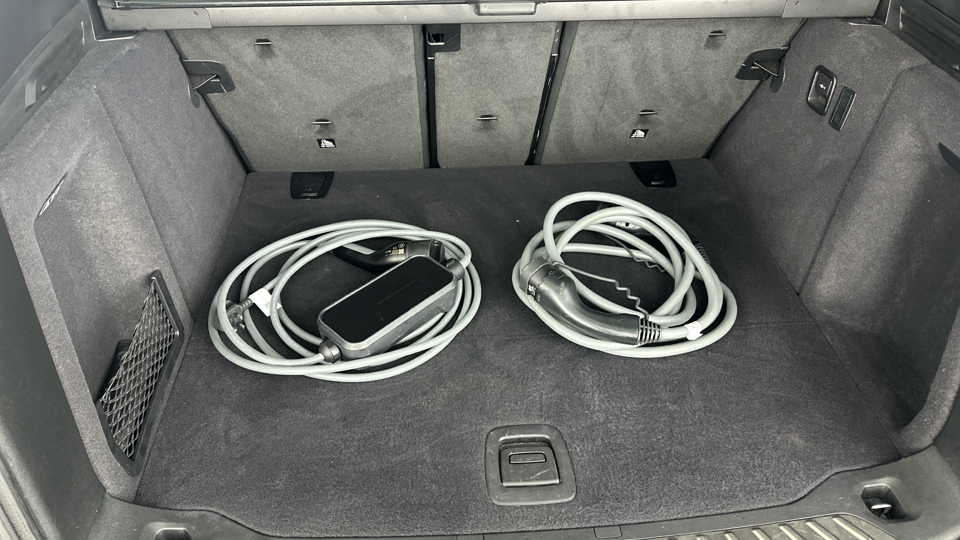 4027756 210kW M Sport 80kWh 5dr Auto