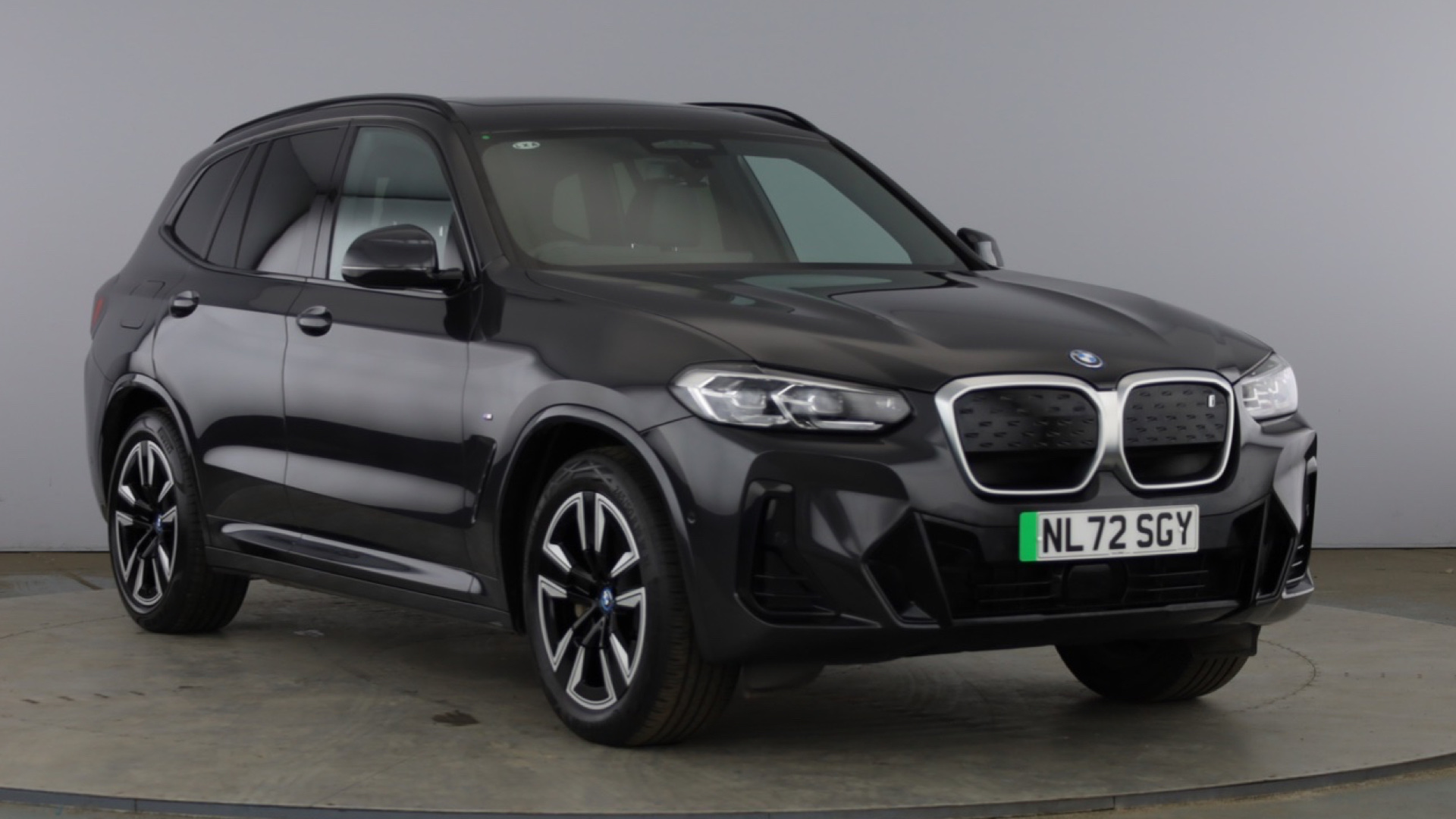 4027583 210kW M Sport 80kWh 5dr Auto