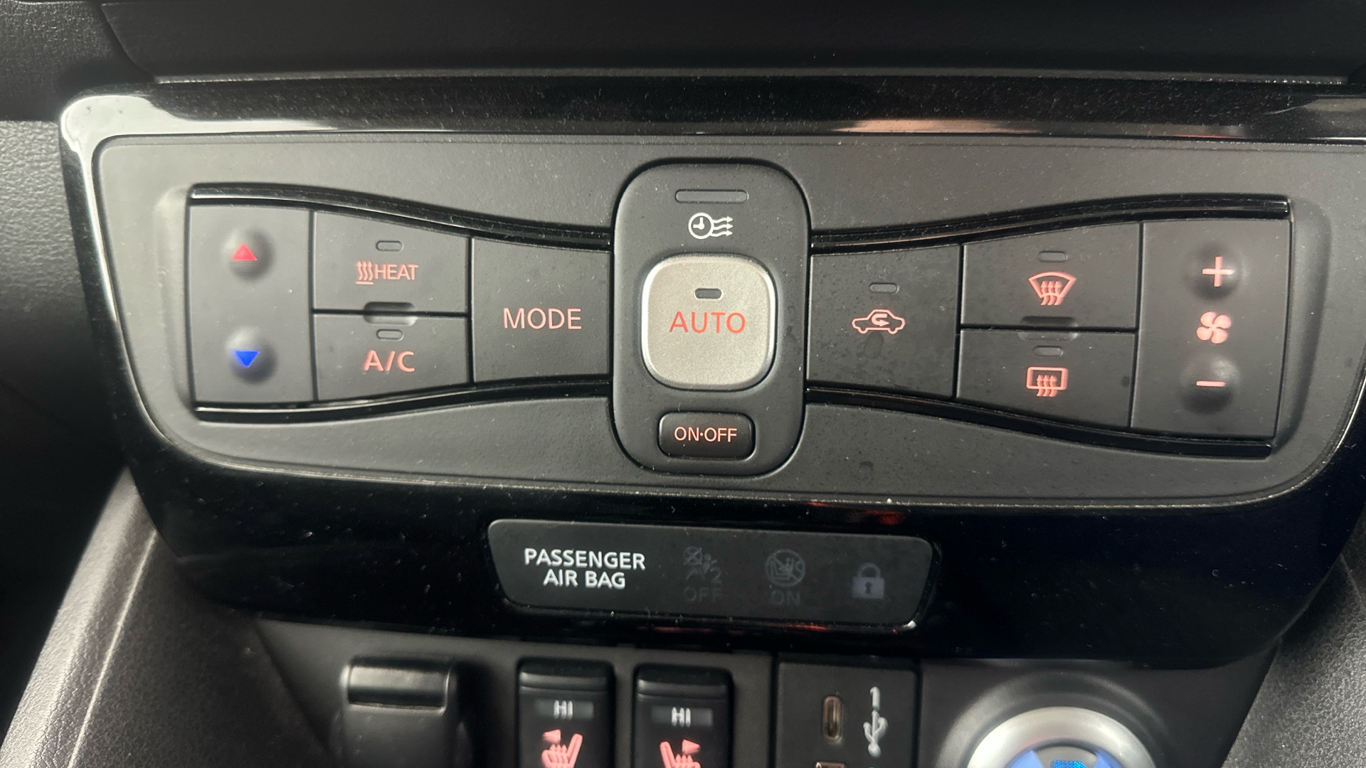 4020828 160kW e+ N-Connecta 62kWh 5dr Auto