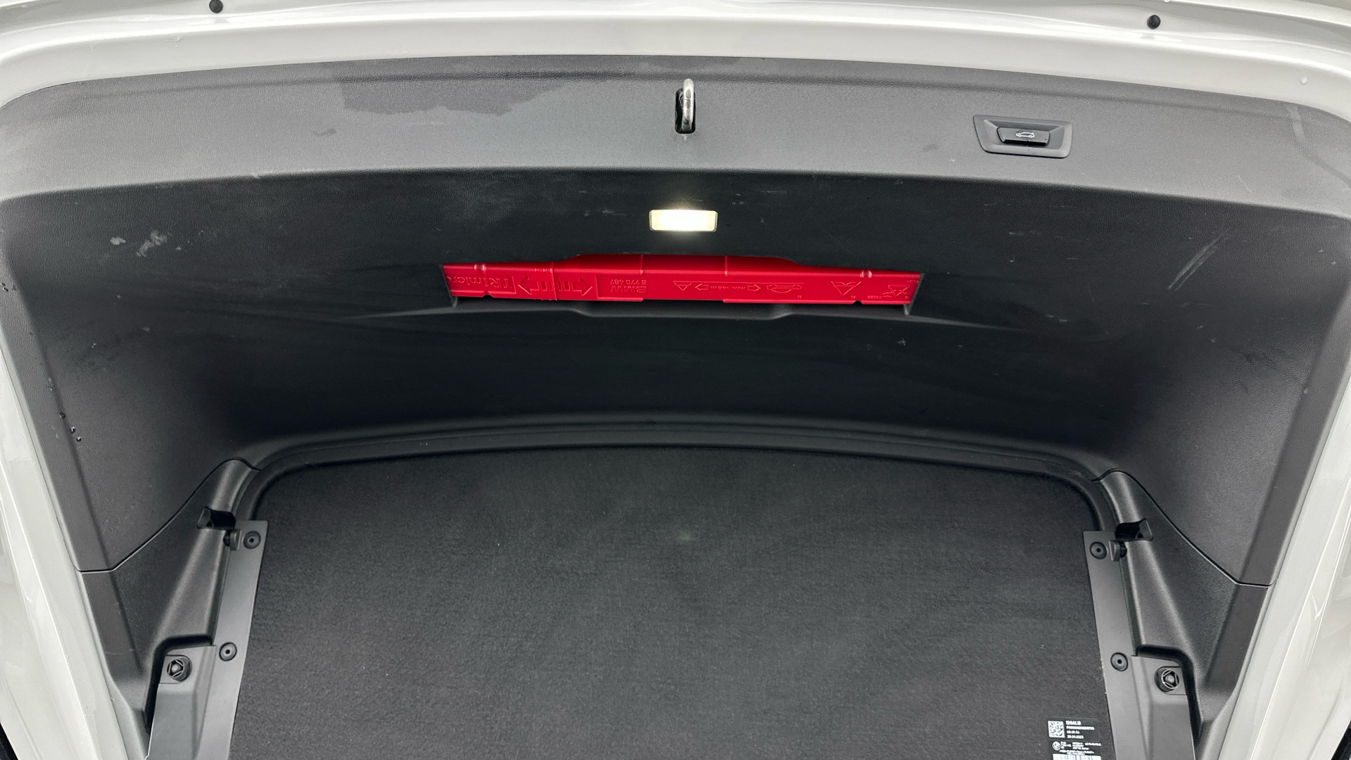 4020882 240kW xDrive40 M Sport 76.6kWh 5dr Auto