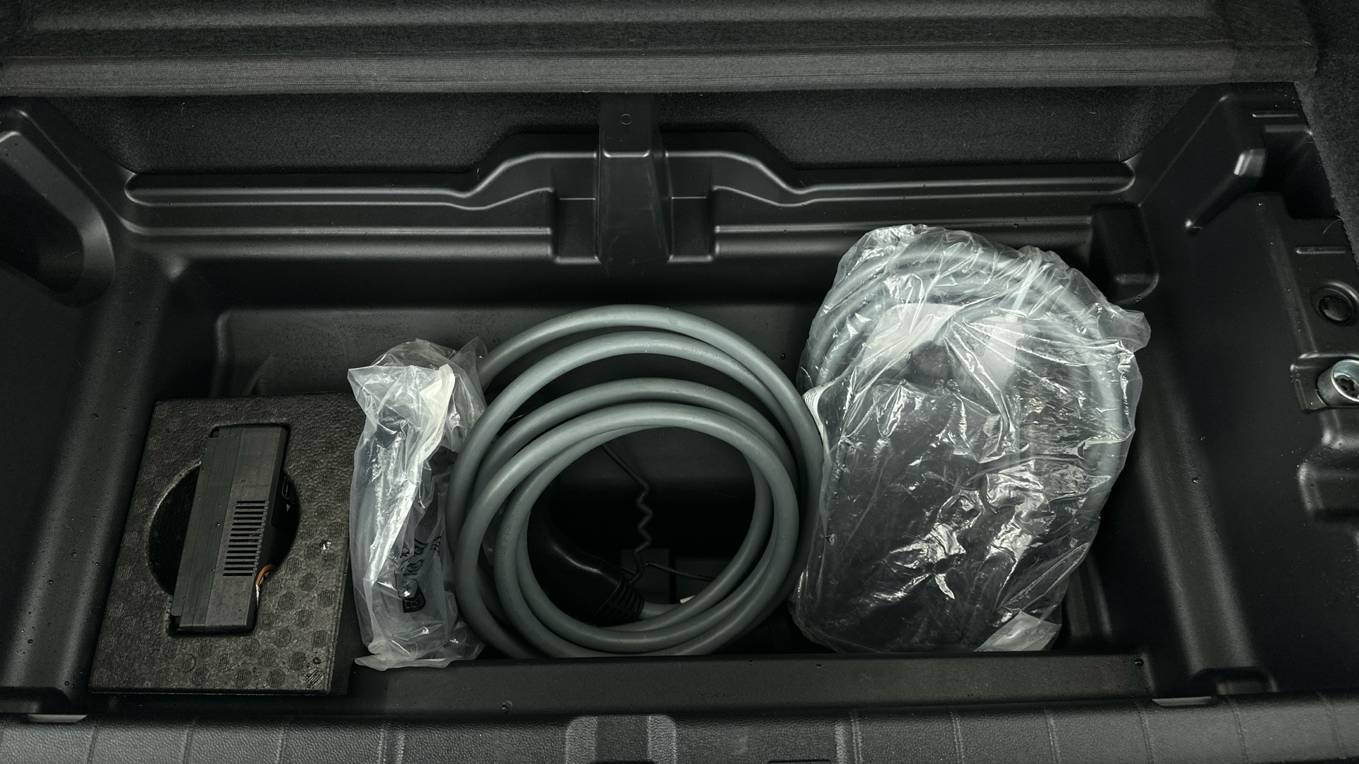 4020882 240kW xDrive40 M Sport 76.6kWh 5dr Auto