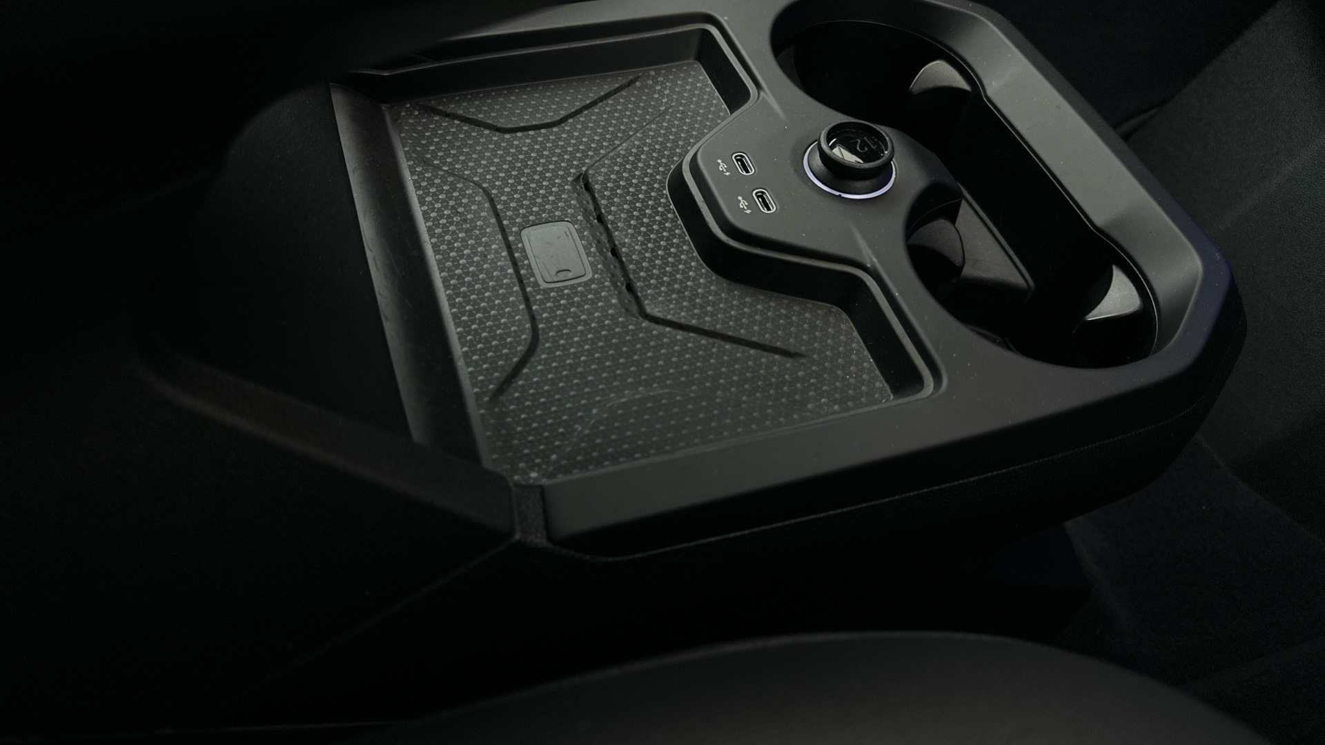 4020882 240kW xDrive40 M Sport 76.6kWh 5dr Auto