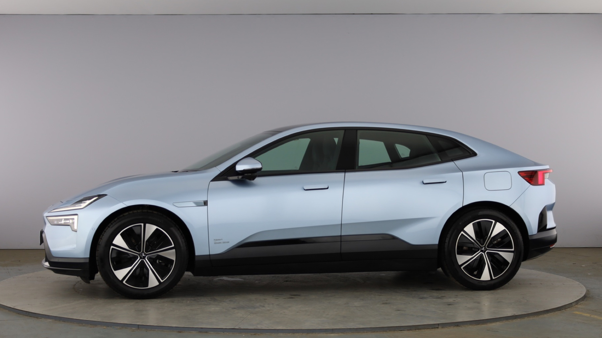 4027578 200kW 100kWh LR Single Motor Plus [Pilot] 5dr Auto