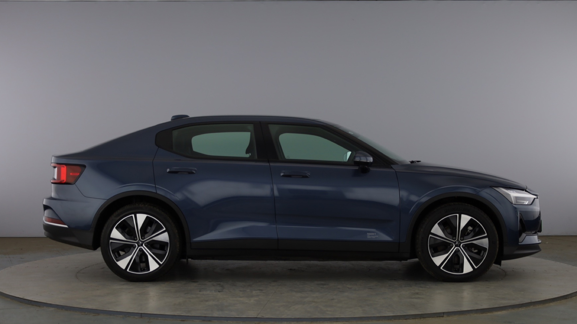 4020767 170kW 69kWh Standard Range SM [Plus] 5dr Auto