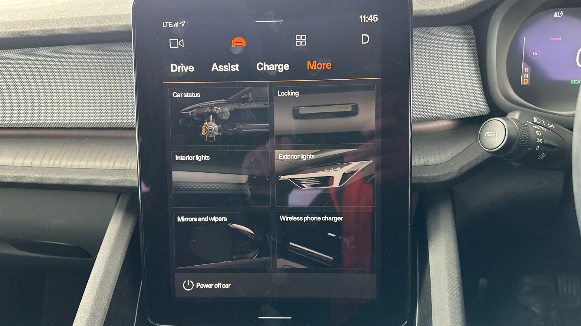 4020767 170kW 69kWh Standard Range SM [Plus] 5dr Auto