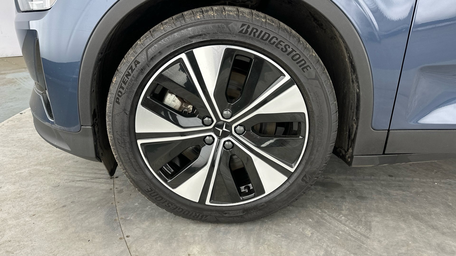 4020767 170kW 69kWh Standard Range SM [Plus] 5dr Auto