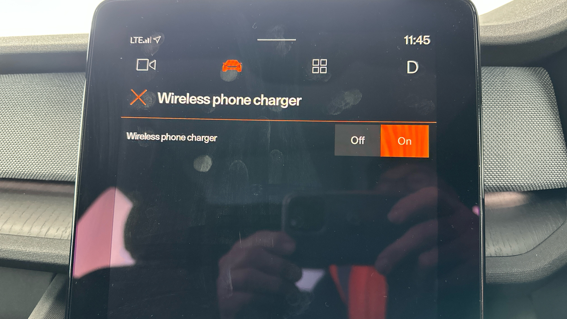 4020767 170kW 69kWh Standard Range SM [Plus] 5dr Auto