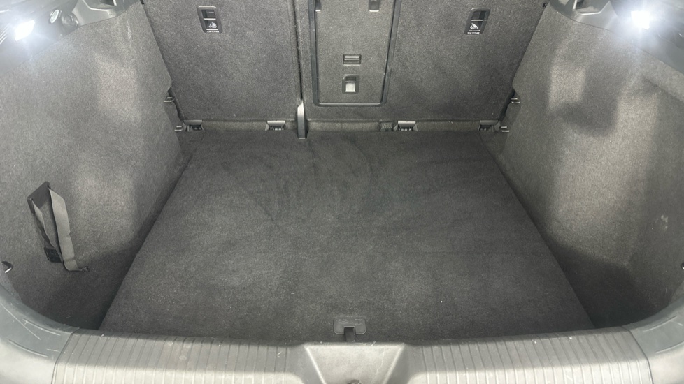 Volkswagen ID.4 Image 14