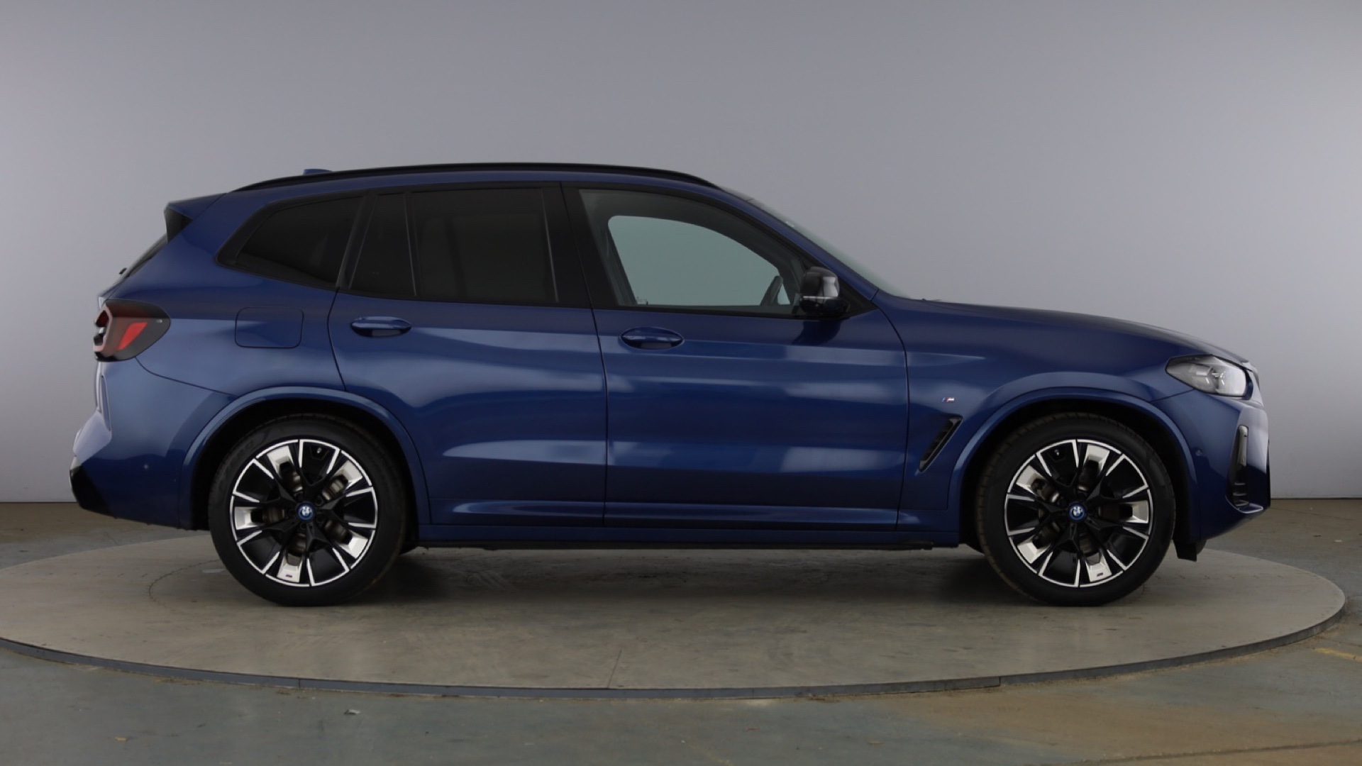 4027723 210kW M Sport Pro 80kWh 5dr Auto