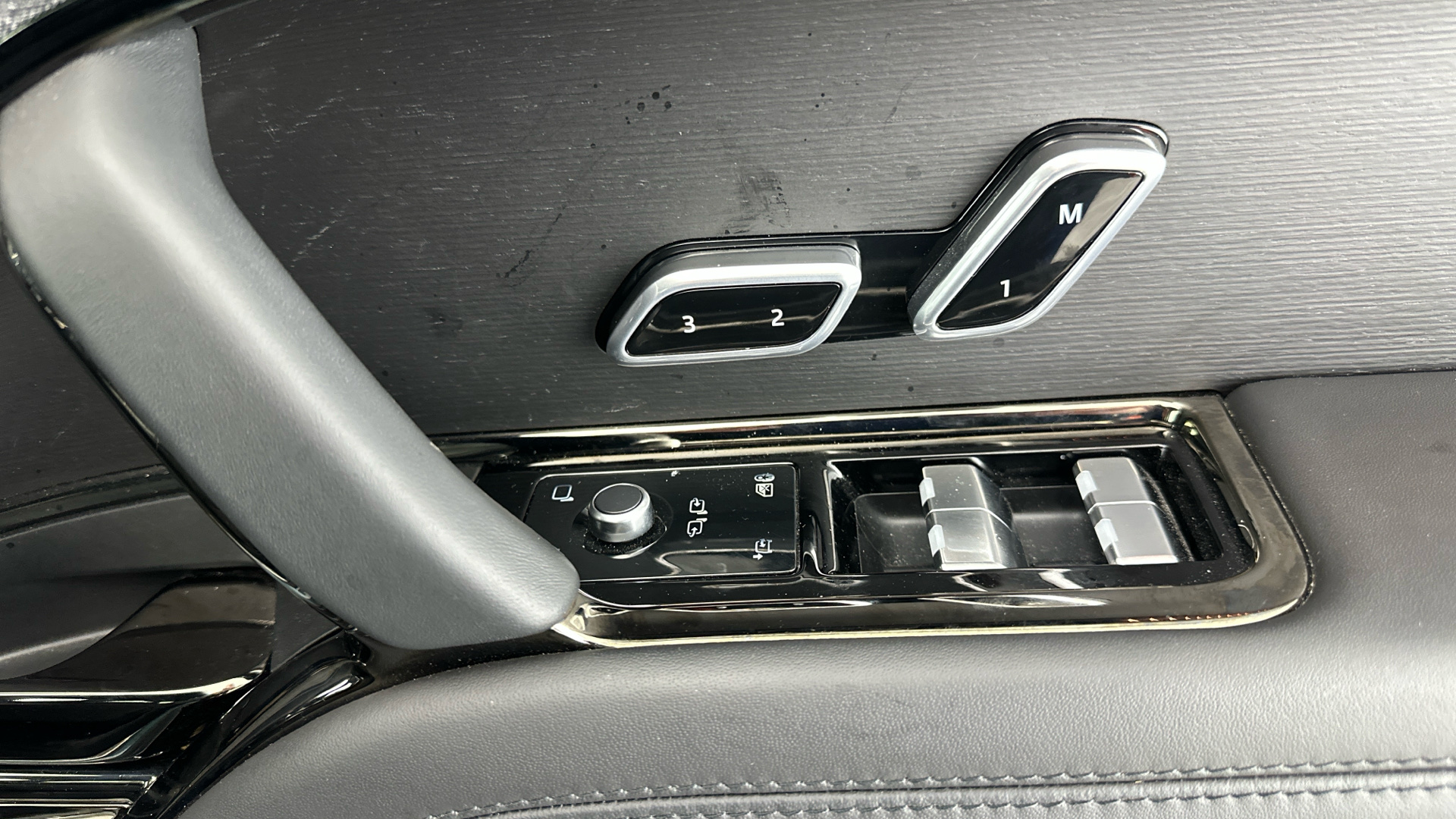 4020856 3.0 P460e Autobiography 5dr Auto