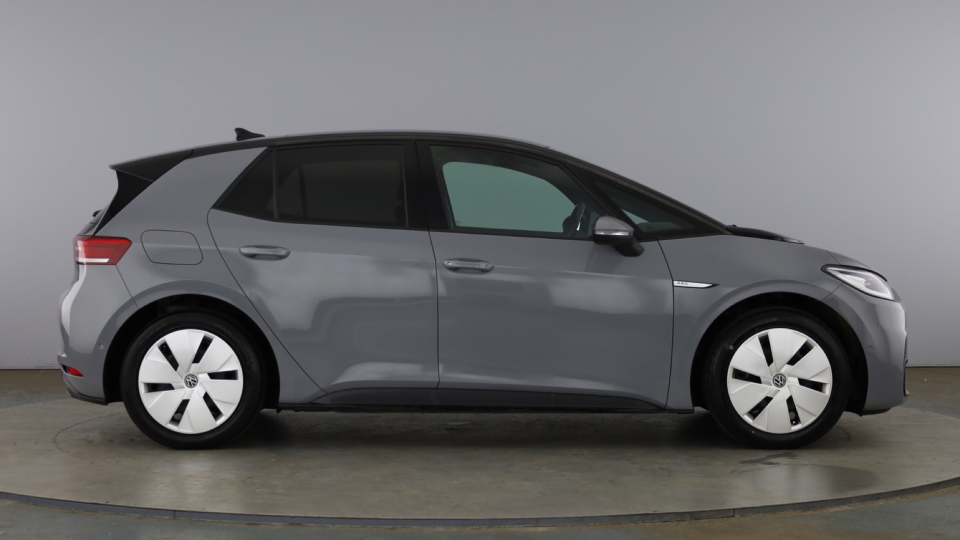 4020795 150kW Family Pro Performance 58kWh 5dr Auto