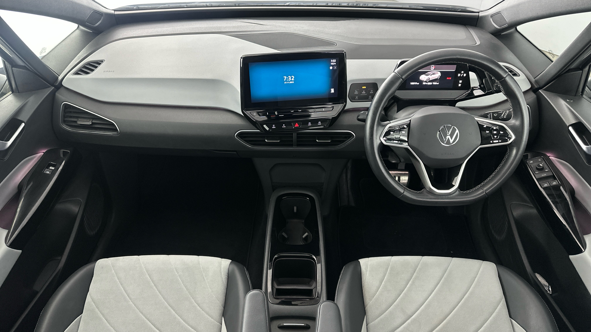 4020795 150kW Family Pro Performance 58kWh 5dr Auto