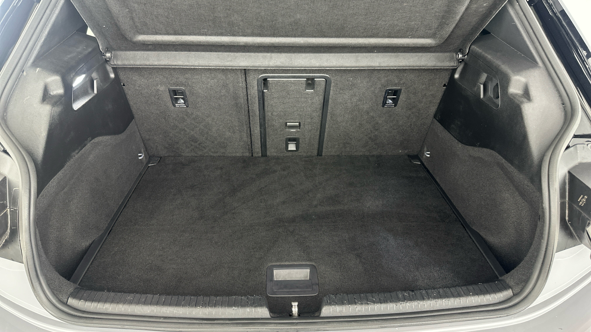 4020795 150kW Family Pro Performance 58kWh 5dr Auto